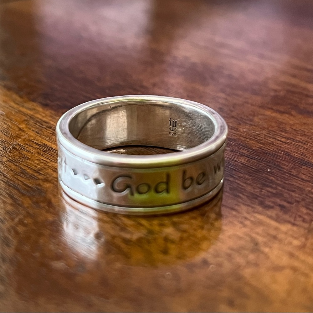 RETIRED James Avery Mens Wedding Band
